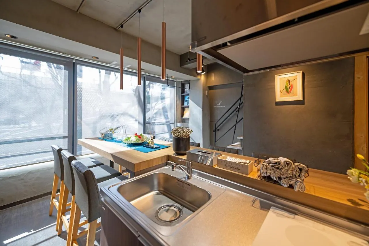 Apartment Trive Sakae 栄のど真ん中で屋上bbq ジャグジーあり 1棟1組貸切hotel 駅チカ Nagoya