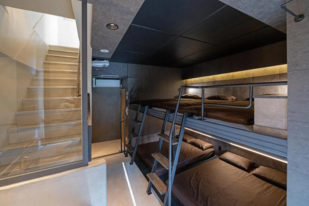 Apartment Trive Sakae 栄のど真ん中で屋上bbq ジャグジーあり 1棟1組貸切hotel 駅チカ Nagoya Japan